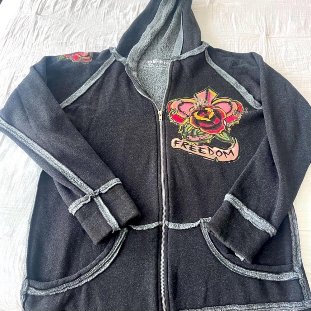 2000s Vintage 2BFree Hoodie 
Selling This Until July 29